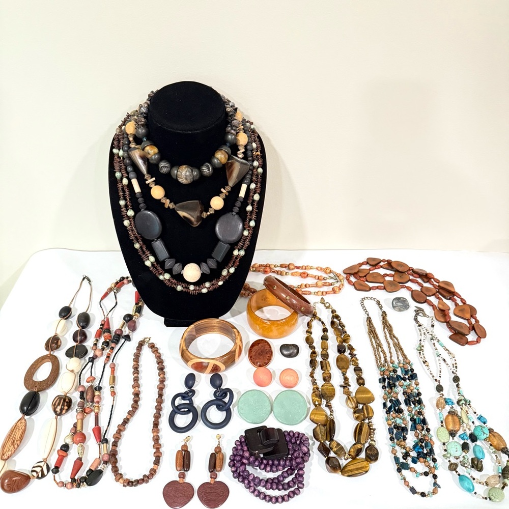 Vintage Wood Wooden & Stone Gems Jewelry Necklaces Bangles Earrings Statement